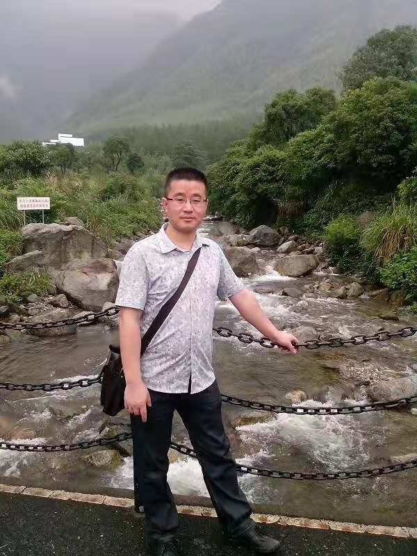 淡定牛魔王的第三张照片--鹰潭中老年相亲网